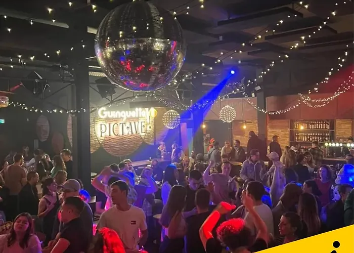 Апартаменты Le Girouard - Center - Private Parking - Wifi, Netflix Пуатье